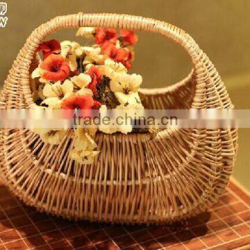 Handmade White Wicker Flower Basket Wedding Flower Basket With Plastic Liner