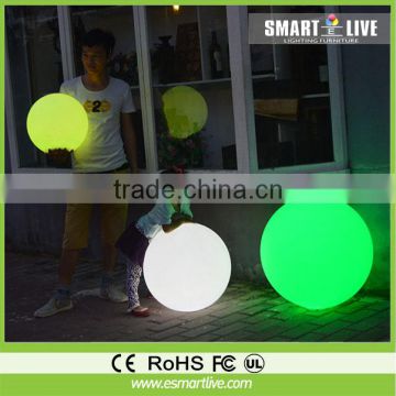 2016PE material remote control color changing round LED ball