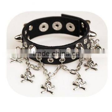 Skull Head Charm Rivet Bracelet Punk Style Cow Leather Bracelet