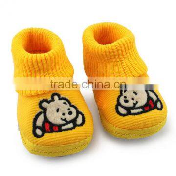 infant baby cartoon bear floor shoes