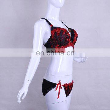 2015 Classical Full Cup Sexy Mature Women Red Lace Slip Embroidered Bra photo-2