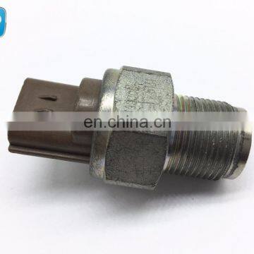 Fuel Rail Pressure Sensor For Ni-ssan Navara D40 2.5 DCI 499000-6131 4990006131