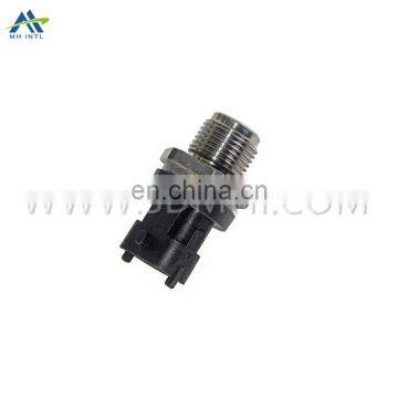 Auto Parts Fuel Rail High Pressure Sensor 5001867660 For RENAULT TRUCKS photo-2