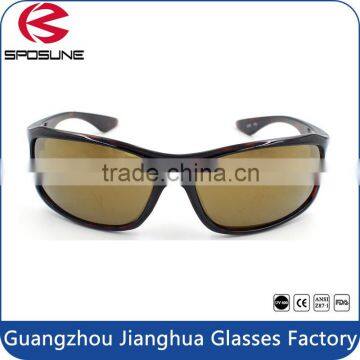 Wholesale High Quality New Style Customized Logo PC Lense Material Fashion Sunglasses Women