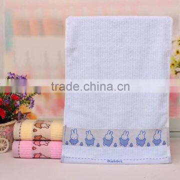 lovely rabbit design 100% cotton China manufacturer Dobby massage towel/ baby bath towel