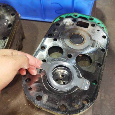 bitzer screw compressor high temperature unit modification, electric control lithium bromide maintenance, hanbell bearing replacement