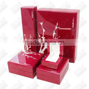 new design jewelry box red lacquer wooden jewellery packaging box