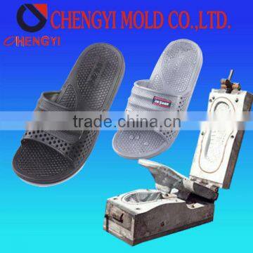 Non-slip pvc plastic men slippers molding