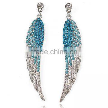2016 Hot Selling Handmade Beautiful feather shape Fashion Long Earring for Girls