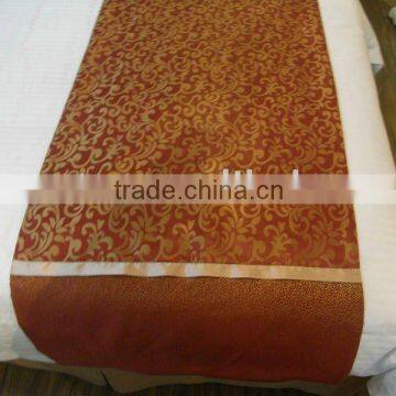 100% Polyester hotel Bed Runner and bed spread