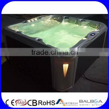 Luxurious LED 4 People Outdoor Spa