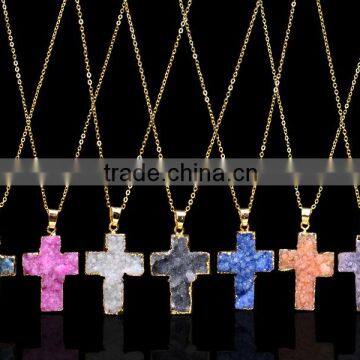 New Design Rough Quartz Stone Crystal Cross Gold Chain Pendant Necklace Choker