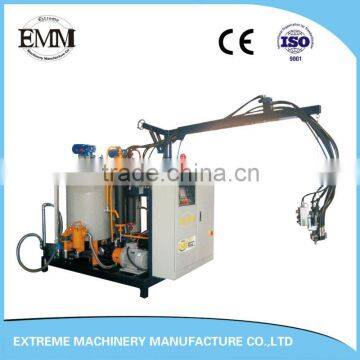 Polyurethane foam insulation elastomer casting injection machine