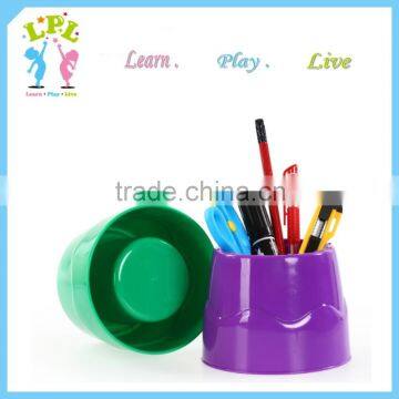 Wholesale cheap high quality pp material plastic art set paint mixing cup