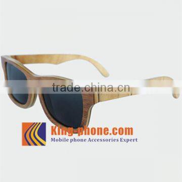 Wholesale China Colorful Frame Skateboard Wood Sunglasses photo-4