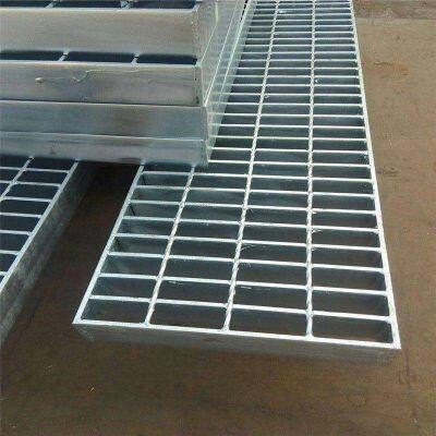 Hot-dip Galvanized Grating Panels for Platform Steps in Youdun Petrochemical Plant, Customized Stainless Steel Drain Cover Steel Grating Panels