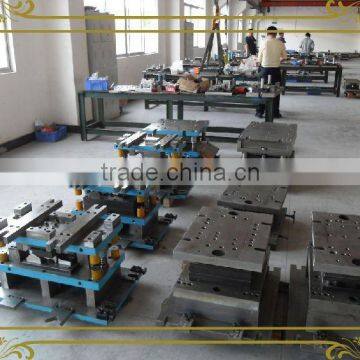 Sheet metal progressive punch die set maker in China