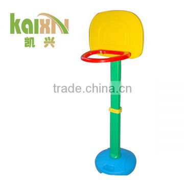 Kids' basketball games track