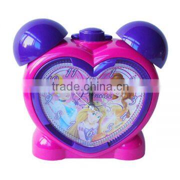 Fashion plastic heart shape table clock