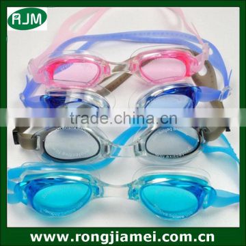 High-quality swimming glasses with PS lenses material for adult