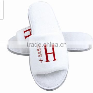 Hotel coral fleece open toe unisex slippers with printed logo