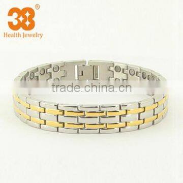 Hot selling men designed with magnetic stainless steel chain wrist watch