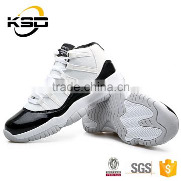 2016 hottest selling basketball shoes/Latest design sport shoe stock