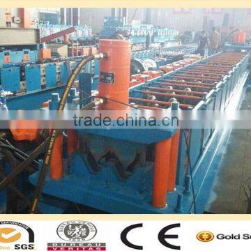 Alibaba Certified highway guardrail galvanized w beam cold roll forming machine