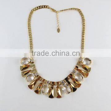 Elegant fashion oval link chain necklace with crystal pendant