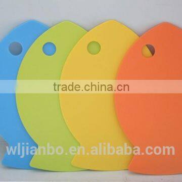 Fish Type Plastic PP Small Cutting Chopping Board Blocks For Kitchenware
