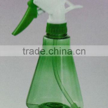 Sprayer bottle with trigger sprayer-1