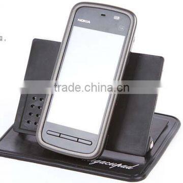 Universal GPS /phone Holder Bracket Cradle Anti-Slip Mat