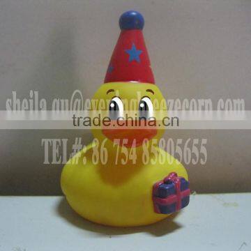 wholesale birthday rubber duck baby shower, birthday cake top plastic duck, party hat bath duck