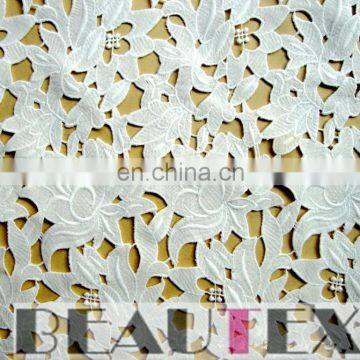 Hot Style Milk Silk Water Soluble Embroidery Lace Fabrics Fashion Ladies Dress Clothing Fabrics Wholesale Wedding Dresses