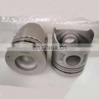 ME012858  Excavator  HD550/HD700 diesel engine parts cylinder liner kit for 6D31  Piston and piston ring