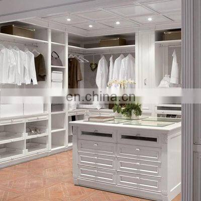 High-End Luxury Italian Walk-in Closet With Glass Door and LED Strips Amoires