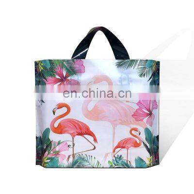 China Factory Heat Resistant Plastic Garment Bag Handle Bag