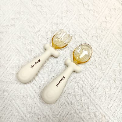 Children's tableware fruit spoon, mother and baby products spoon,stainless steel spoon, fruit spoon, feeding apple spoon, dragon fruit spoon, rice paste spoon