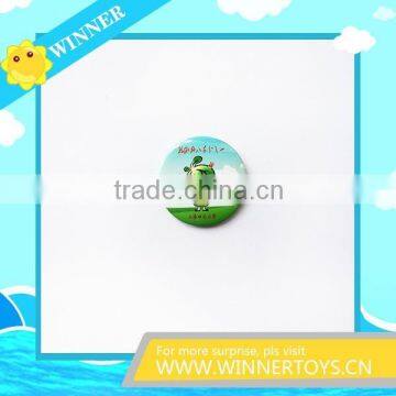 Novelty badge with offset printing