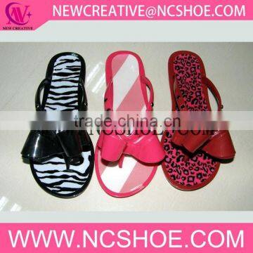 FASHION LINING DECORATED LADIES PVC SHOES WITH BOWKNOT