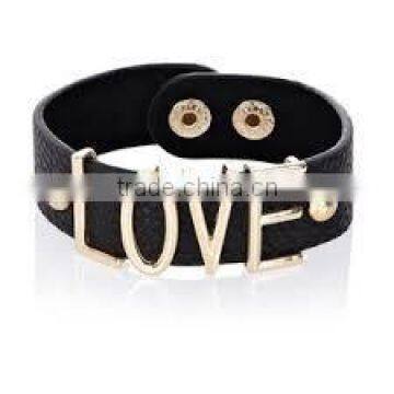 Leather Bracelet Beautiful Lover Bangle with 316l Clasp Costom Love Letter Design Valentine's Day Gifts