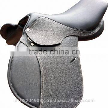 688166 Close Contact Jumping Saddle