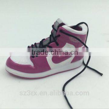 OEM Jordan air max 90 shoes keychain/oem jordan key chain in china supplier/pvc 3D jordan keychain for gift