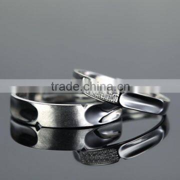 adjustable plain silver engagement and wedding rings