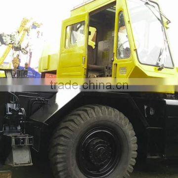 TADANO TR200M 20 Ton Used Rough Terrain Wheel Crane photo-2