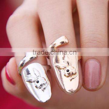 Lady gold butterfly fish fingernail ring