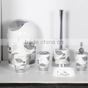 Grey leaf printed bathroom toiletry set