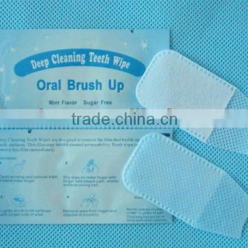 Finger teeth whitening wipe