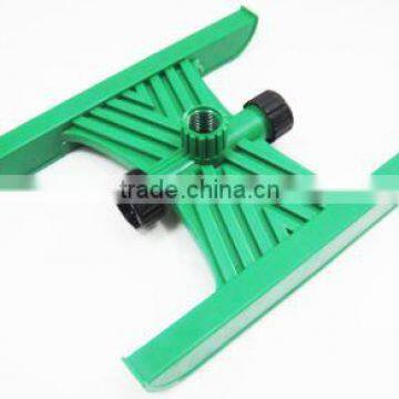 Plastic Rotary "H" Base With 3-Arm Plastic Sprinkler / Taiwan photo-2