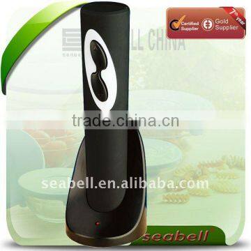 Automatic electric wine opener